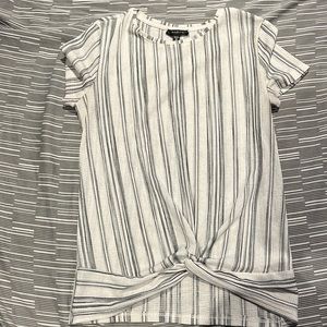 Dynamite short sleeve shirt